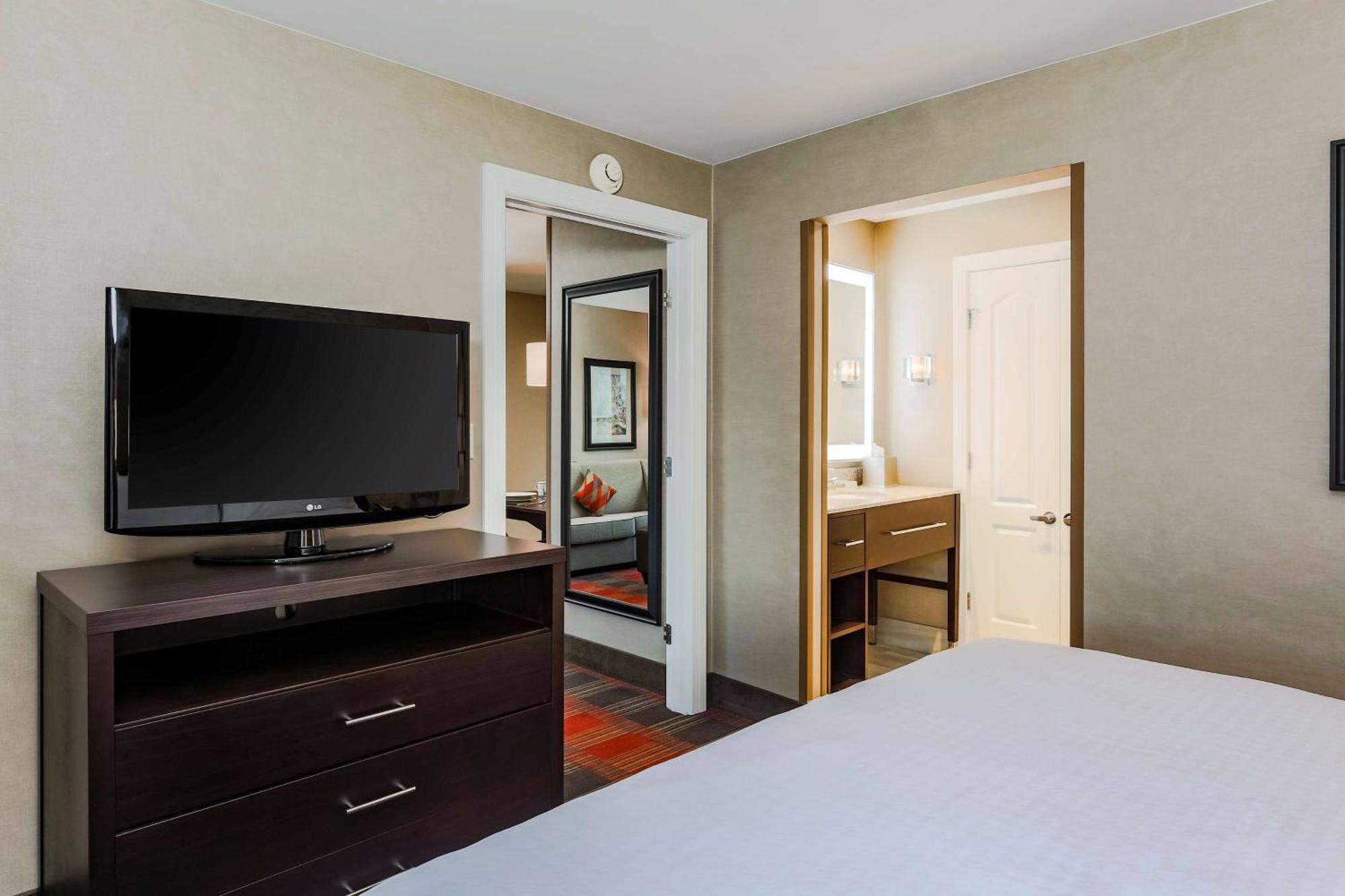 Homewood Suites By Hilton Long Island-Melville Plainview Exterior foto